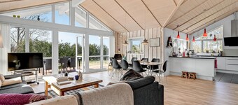 3 bedroom amazing home in Allingåbro