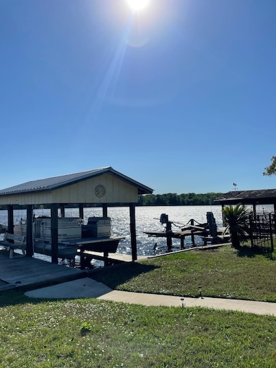 St Johns Riverfront Updated Spacious Home