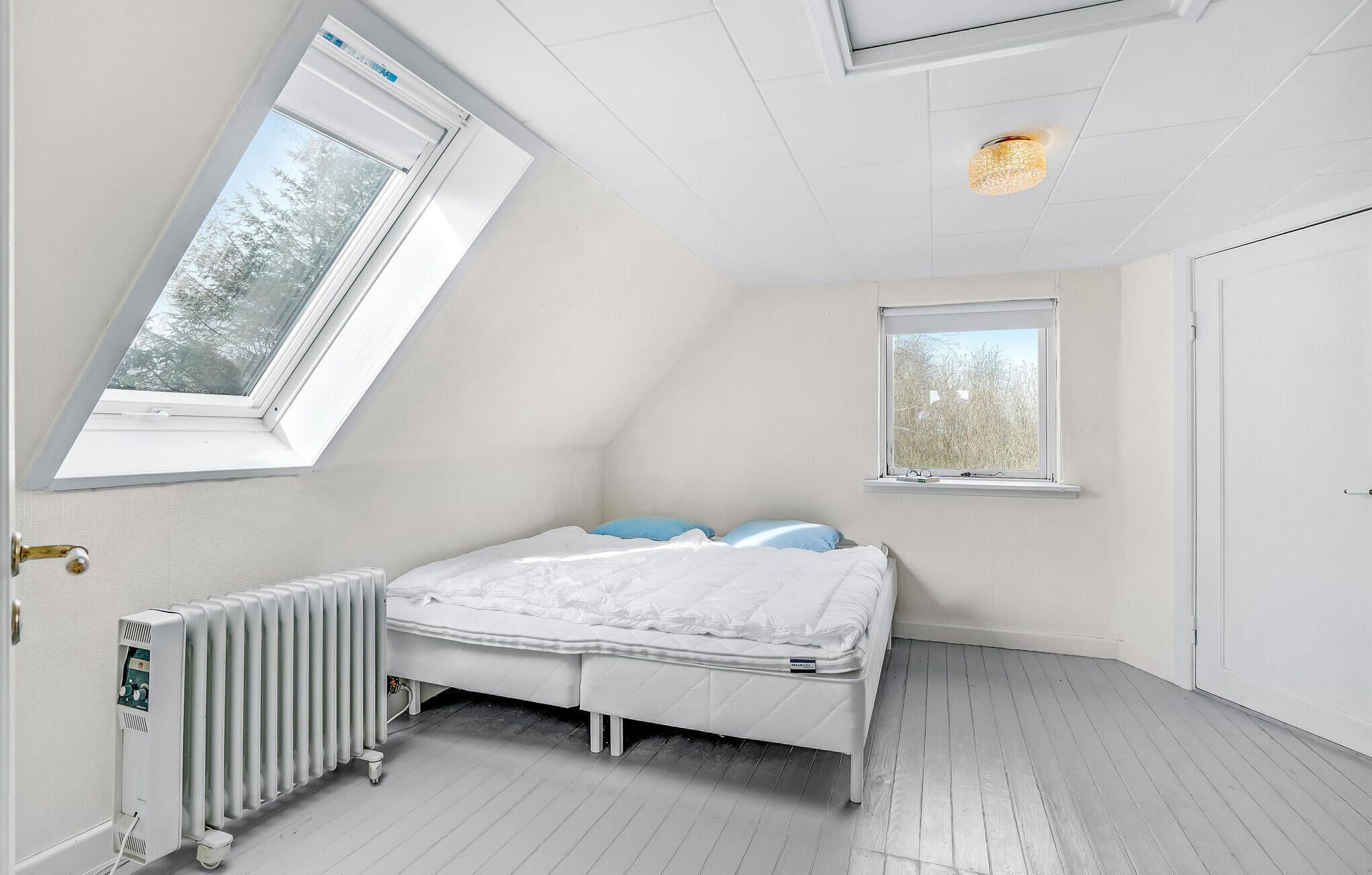 3 bedrooms, travel crib, free WiFi