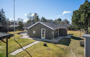 Exterior - Gorgeous home in Hadsund with sauna (Hadsund)