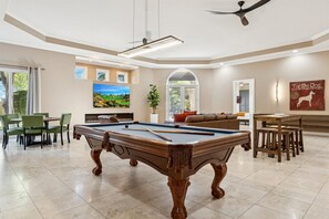 Spielezimmer