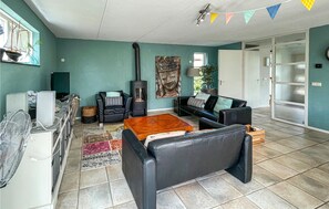 Interior - Cozy home in Makkum with kitchen (Makkum)