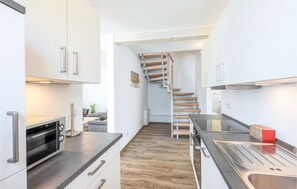 Kühlschrank, Ofen, Herdplatte, Geschirrspüler