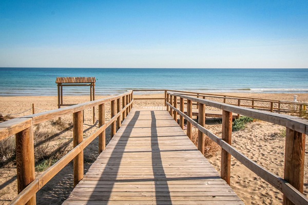 Beach nearby, fishing