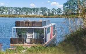 Miscellaneous - Beautiful ship in Blotnik with WiFi (Blotnik)