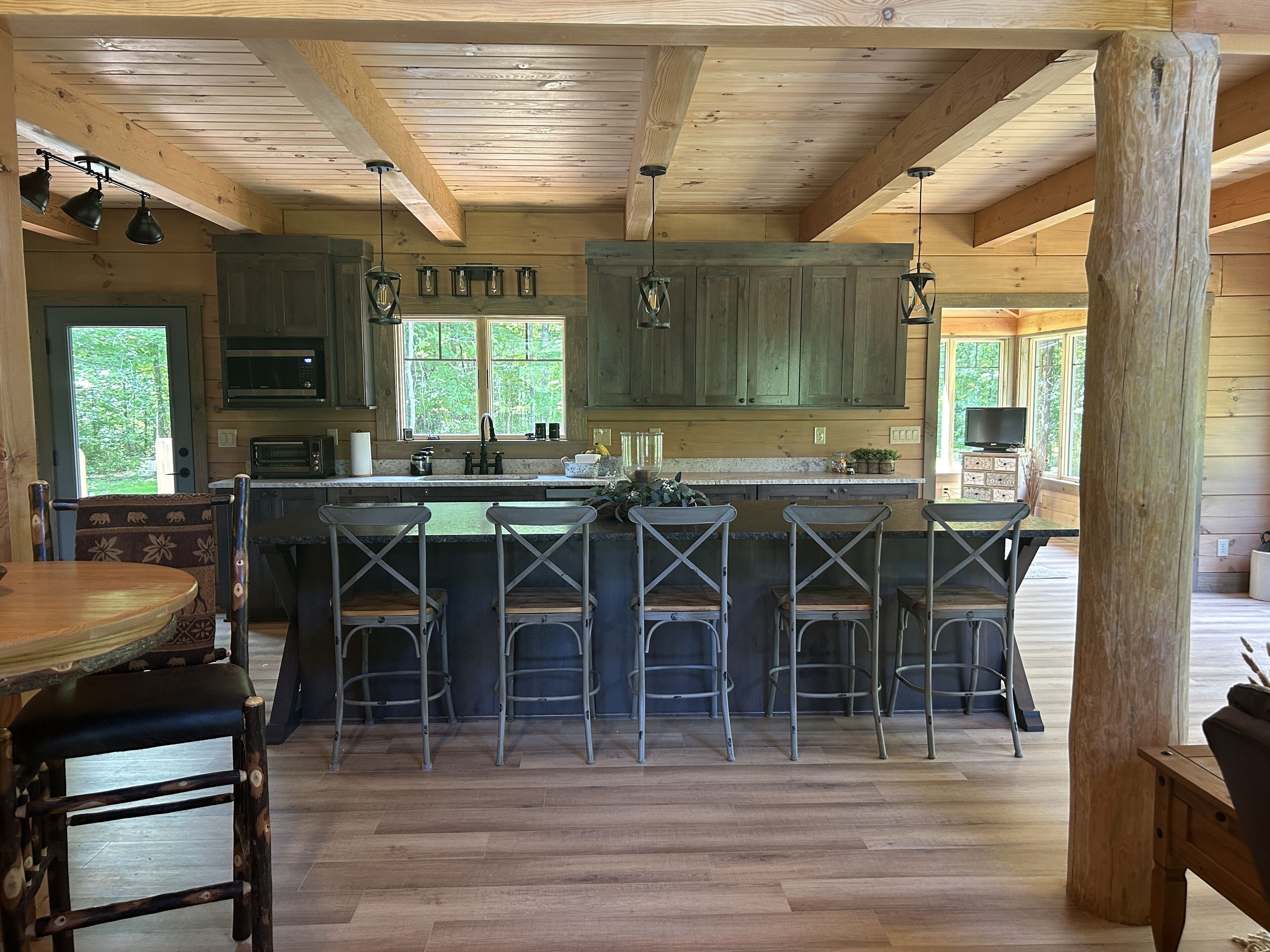 Brand New Custom Cabin Retreat