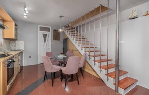 Fridge, stovetop, dishwasher, coffee/tea maker - Beautiful apartment in Crikvenica (Crikvenica)