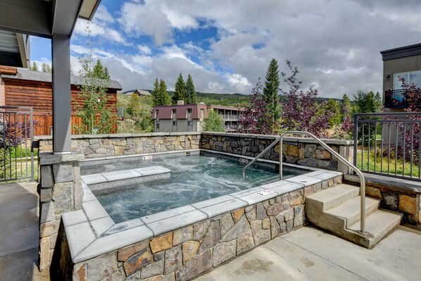 Piscine intérieure, piscine chauffée