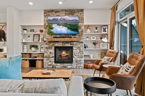 Téléviseur connecté, foyer, Netflix, Hulu