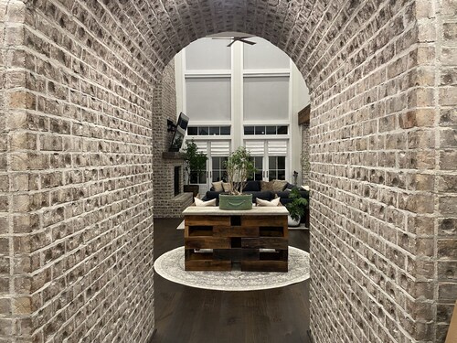 7,500 SF Southern Plantation House on 120 Acres on Blackwater Bay & Private Pool