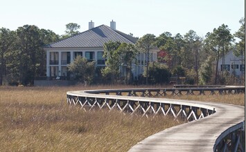 Image of 7,500 SF Southern Plantation House on 120 Acres on Blackwater Bay & Private Pool