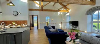 Amazing Chapel near Yr Wyddfa (Snowdon) and Zip World