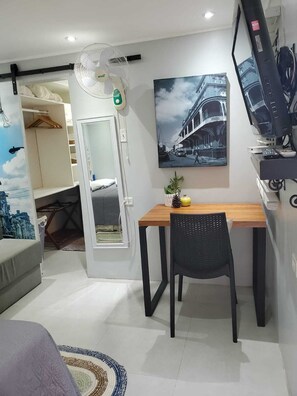 1 Schlafzimmer, Schreibtisch, Bügeleisen/Bügelbrett, kostenloses WLAN