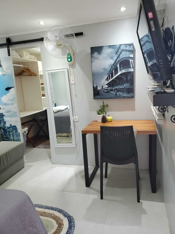 1 bedroom, desk, iron/ironing board, free WiFi