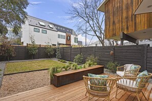 Terrace/patio - Entire House in Bouldin, 2 Miles from Downtown Austin (Austin)