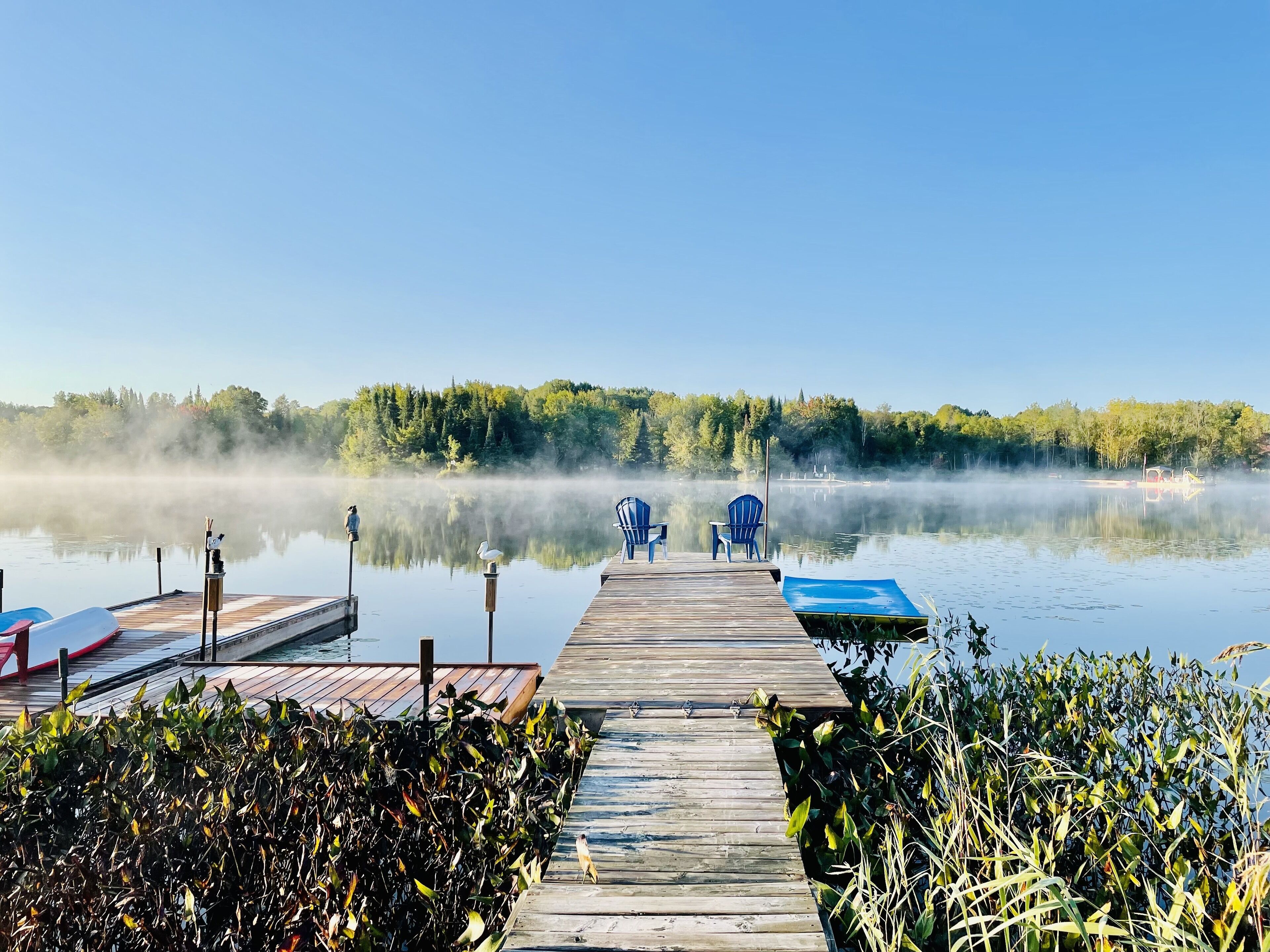 Waterfront cottage with games room on Lake Cecebe