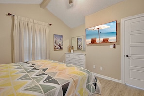 3 soveværelser, skrivebord, strygejern/strygebræt, weekendseng