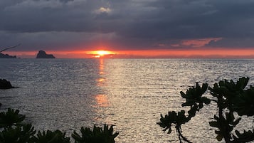 Ranta lähistöllä, rantapyyhkeitä