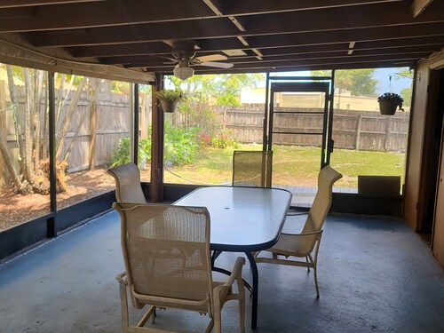 3 bed/2 bath Villa in Deerfield Beach