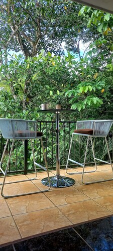 The Jungle House .only 5 minuts the Beach