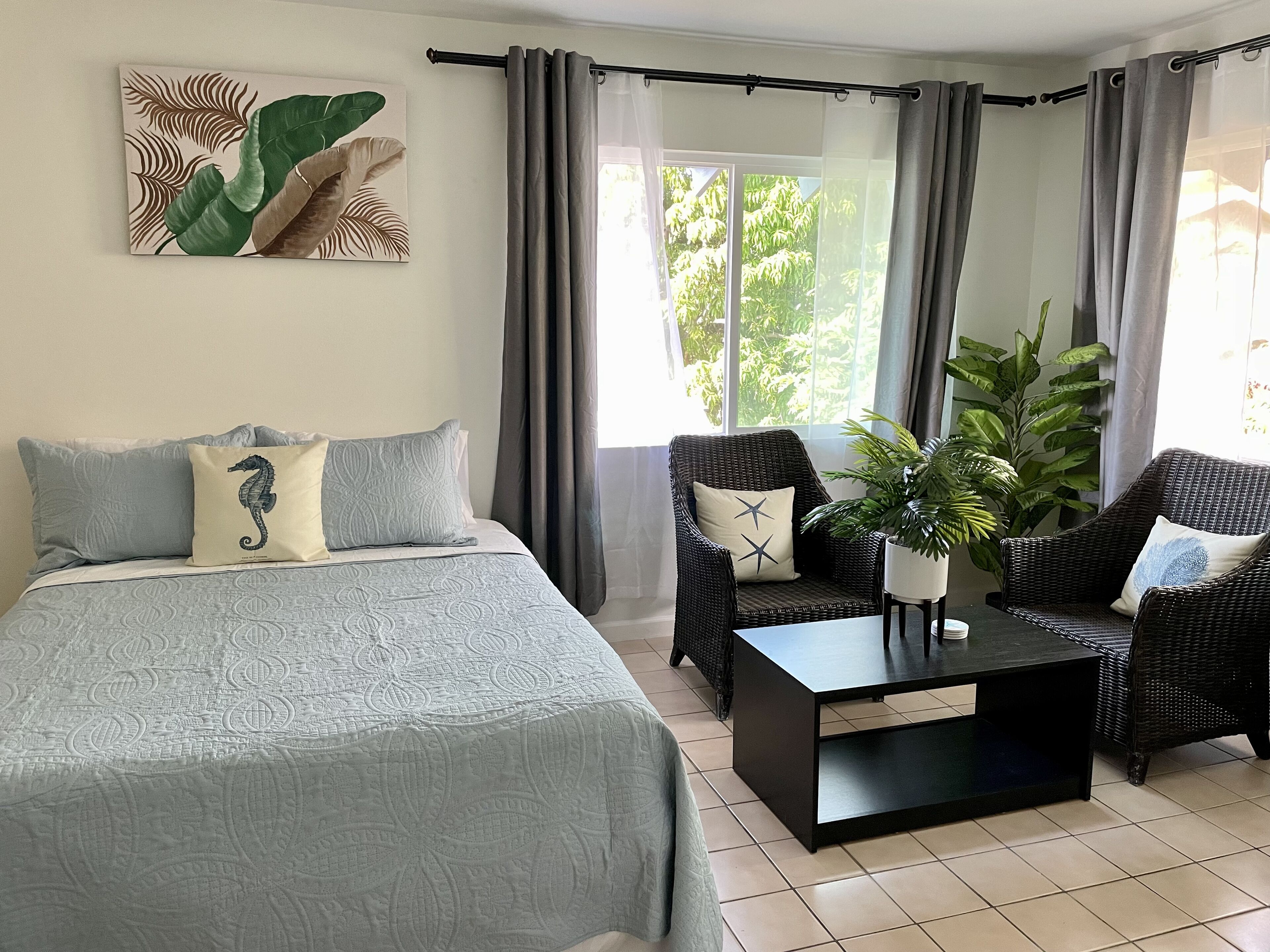 Kona Studio 1/2 Mile From Beach