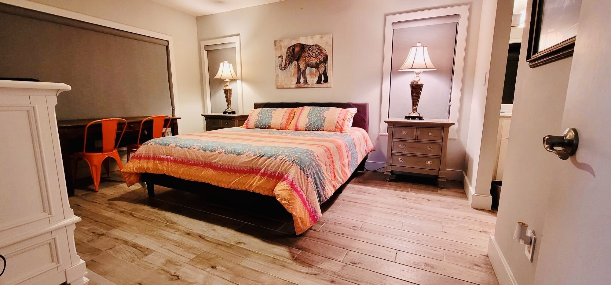 Dream Home!3 min walk to the Beach, Sleeps 20, Private heated Pool, Big Arcade