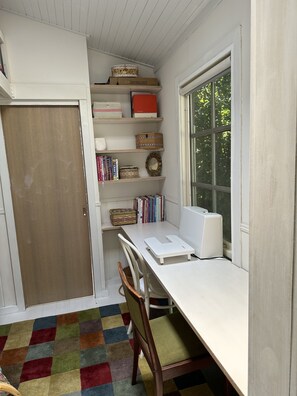 Interior - Yea Fig Tree House. Three bedroom plus study comfortable family home. (Yea)
