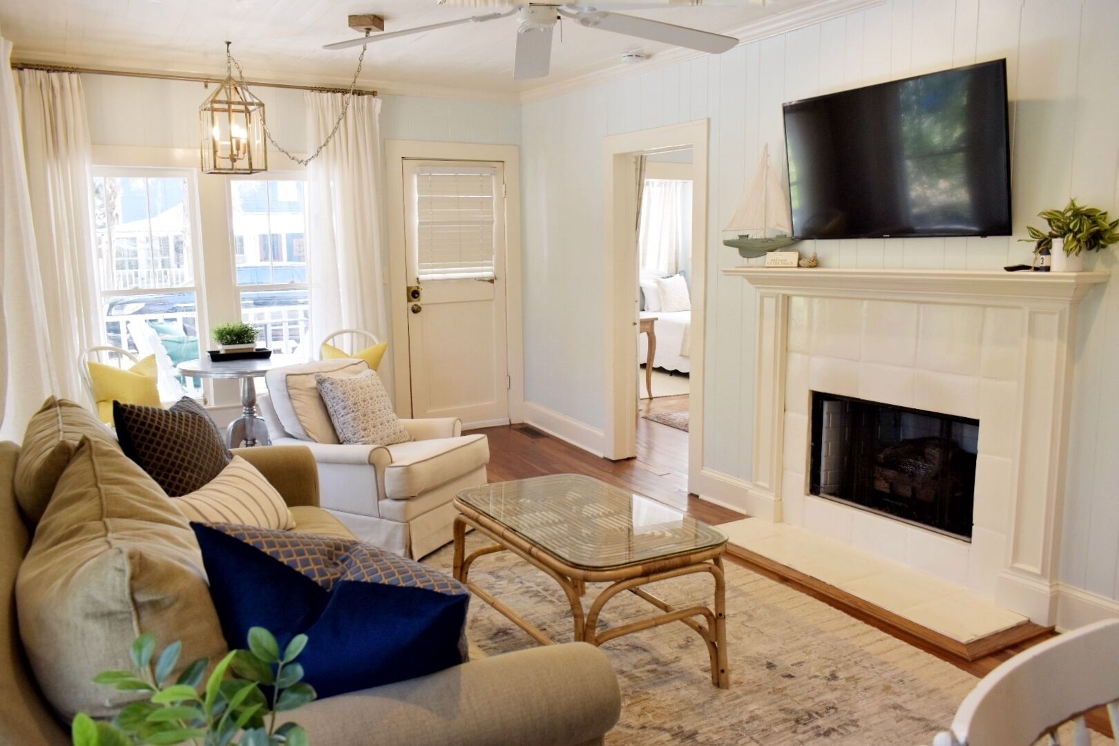 NEW: Classic SSI BEACHHOUSE w/GUESTHOUSE and POOL!