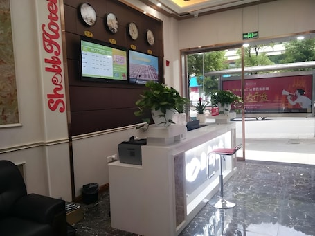 Lobby. Shell Hotel Chongqing Chengkouxian Branch