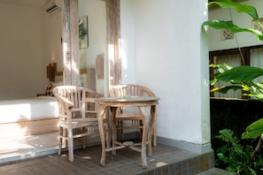 Deluxe-Villa, 4 Schlafzimmer, eigener Pool | Terrasse/Patio