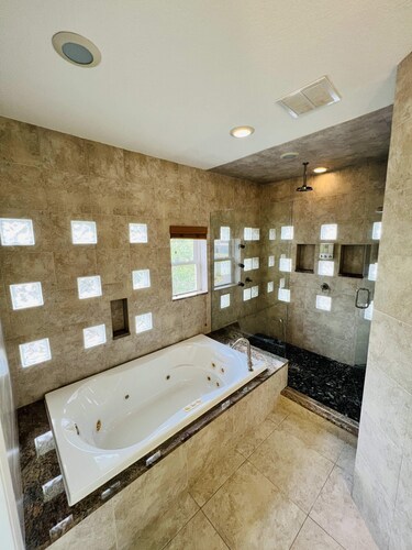 Retreat by the beach, Gulf views, Roof Top Sun Deck