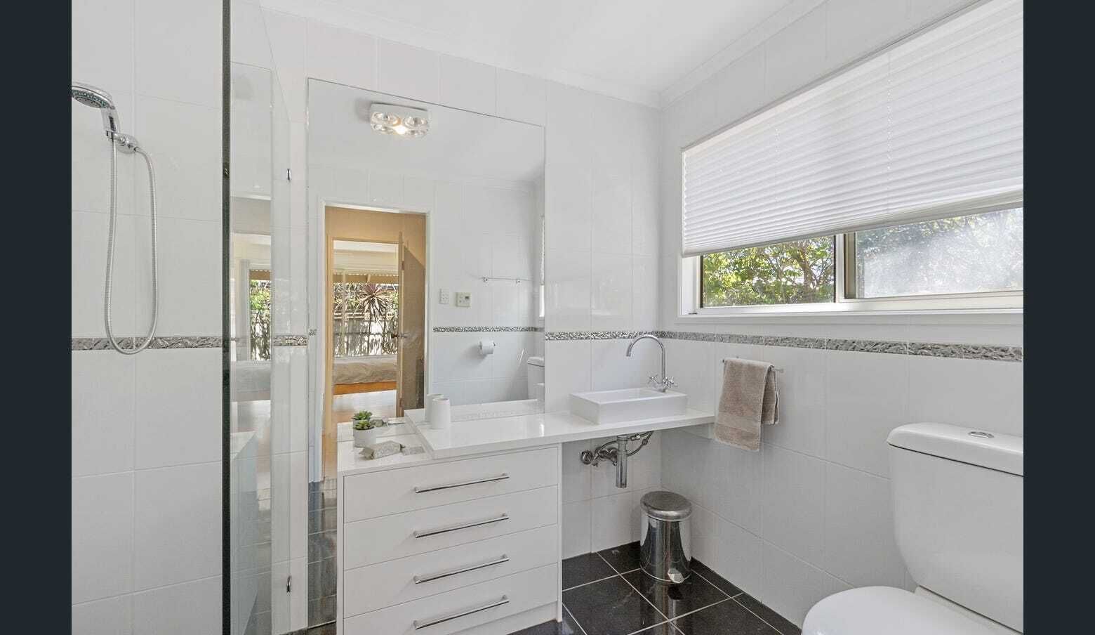 Bali in Wool bay - 5 minutes walk to the beach and jetty — image 10