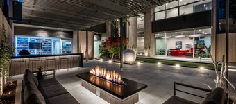 The George Hotel – Exclusive micro-hotel in Old Town Scottsdale w/ TrackMan Golf Simulator