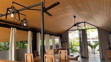 Villa, 2 Schlafzimmer | Wohnzimmer