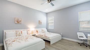 3 bedrooms, desk, iron/ironing board, travel cot