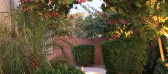 5 star resort 4 bedroom, 3 bath,heated pool/spa, putting green,7 flat screen tvs