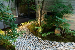 Courtyard - Genji Kyoto, a Member of Design Hotels (Kyoto)