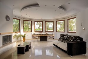 Biệt thự, 3 phòng ngủ, hút thuốc, hồ bơi riêng | Quang cảnh nhìn từ nơi lưu trú