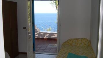 Villa, 3 Bedrooms, Smoking, Terrace | Bahagian dalam