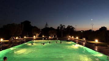 Bungalow, 1 Bedroom, Patio, Garden View | Pool | Outdoor pool