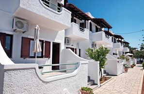 Apartment, 1 Bedroom, Smoking, Terrace | Exterior
