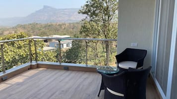 Villa, 3 Bedrooms, Smoking, Private Pool | Balcony