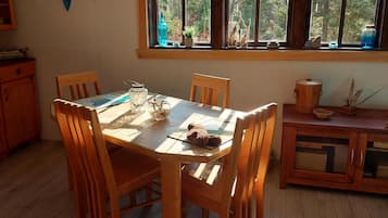 Appartement, 1 chambre, vue jardin | Salle à manger