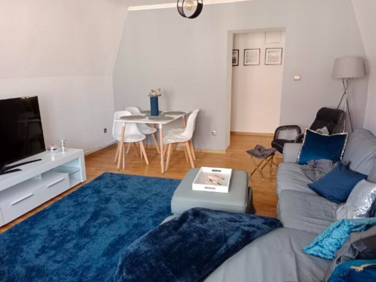 Apartment, 2 Bedrooms, City View | Interior