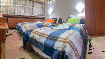 Room, 4 Bedrooms, Terrace | 4 bedrooms, WiFi