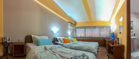 Room, 4 Bedrooms, Terrace | 4 bedrooms, WiFi