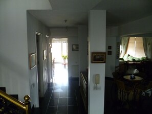 Shared Dormitory, 1 Bedroom, Balcony | Dining room