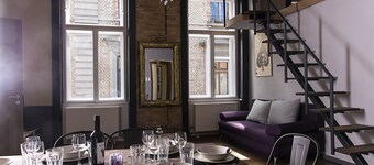 New - Walnuttree Double 12 Person Apartment Central in Budapest - Hungary