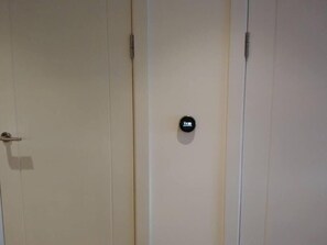 Apartamento, 1 habitación, accesible para personas con discapacidad, vistas a la ciudad | Sala de estar