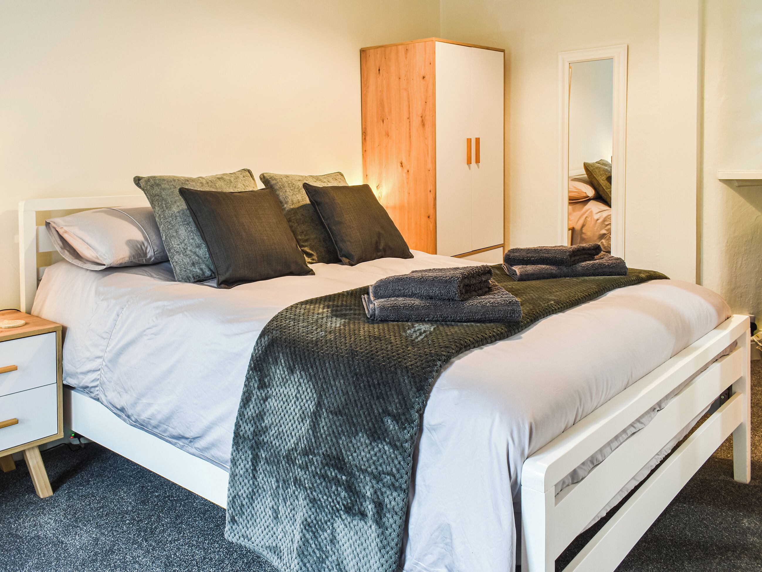1 bedroom, free WiFi, bed sheets